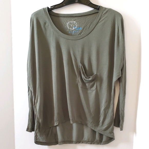 BLUE LIFE Marteeni Dolman Top - Picture 1 of 6